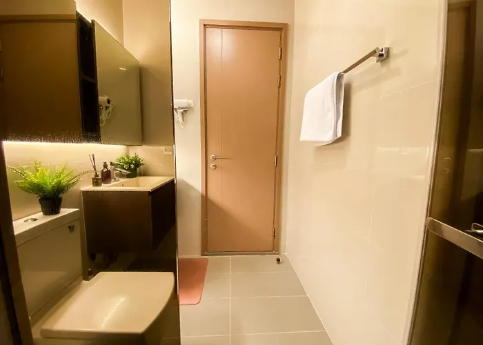 Apartment Cityscape Modern - Ultra Fast Wifi - Phra Khanong